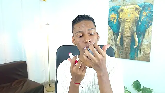 maiki18_ live sex cam