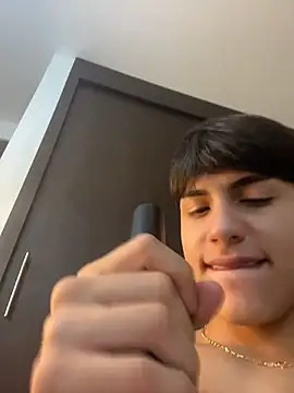 Lander_Cruz live sex cam