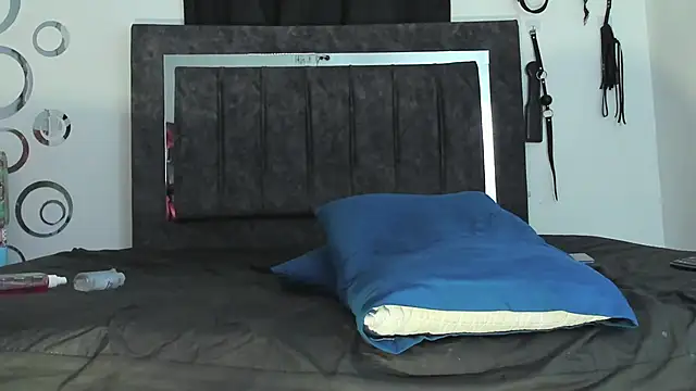 Maximiliano_Khalil live sex cam