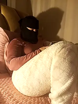 LONA-_-'s cam snapshot