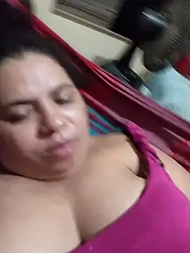 Ravena2290's cam snapshot