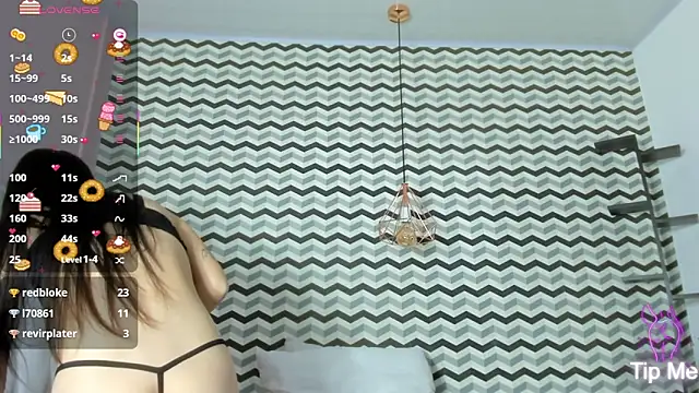 cassiehoward14's cam snapshot