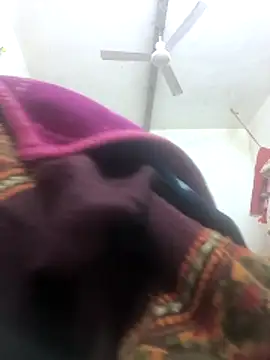 Hot_raaani live sex cam