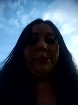 sara_pineros live sex cam