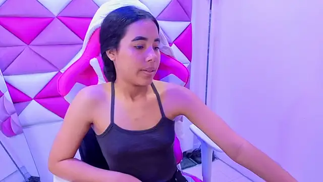 Lia_velvet69's cam snapshot