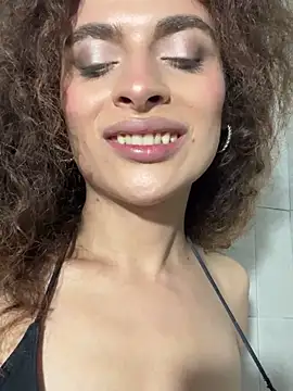 mayaMorlo1 live sex cam