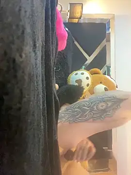 Moon_Magic666's cam snapshot