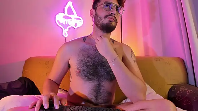 axel_giracr's cam snapshot