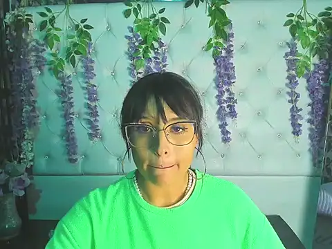 LILI_CANDIES69's cam snapshot