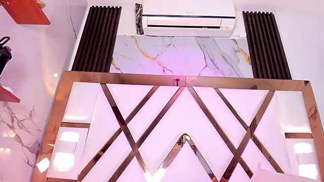 miilaklum's cam snapshot