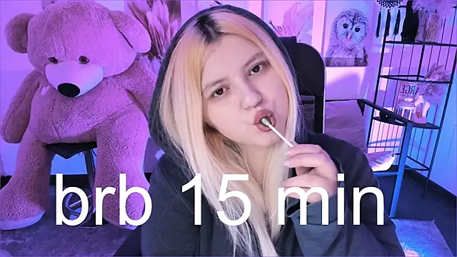 DiaAngell's cam snapshot