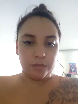 LizzRouse's cam snapshot