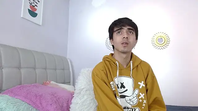 Hottie_Guy's cam snapshot