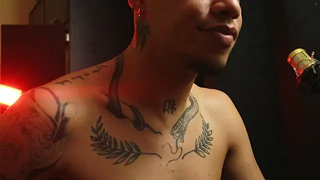 AlphaMasterXxx's cam snapshot