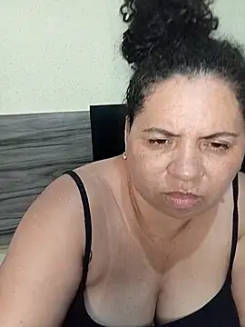 Ravena2290's cam snapshot