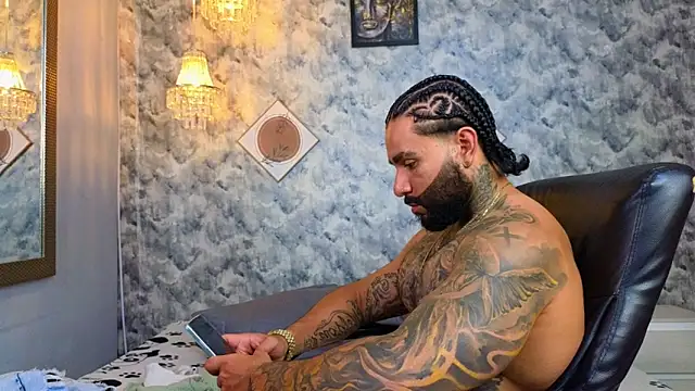 Apolo_rousse1 live sex cam