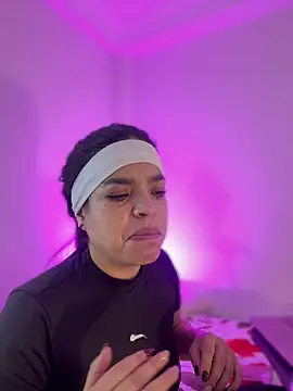 JuanitaMore01's cam snapshot