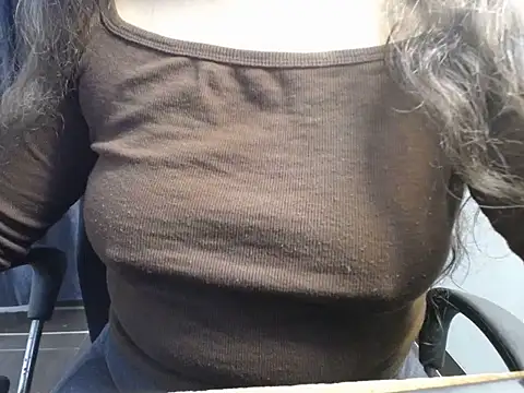 mary_jones6's cam snapshot