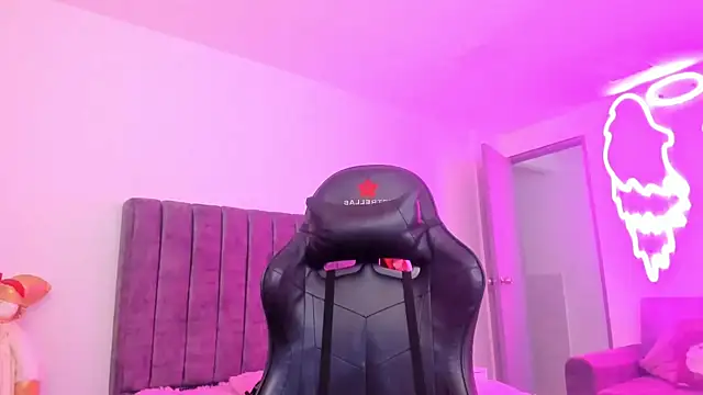 xiomara__cortes's cam snapshot