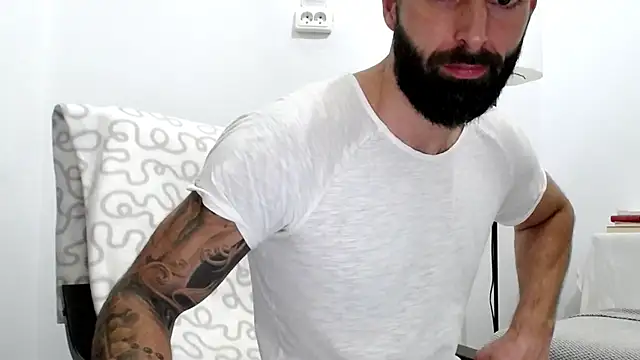 Verycutex's cam snapshot