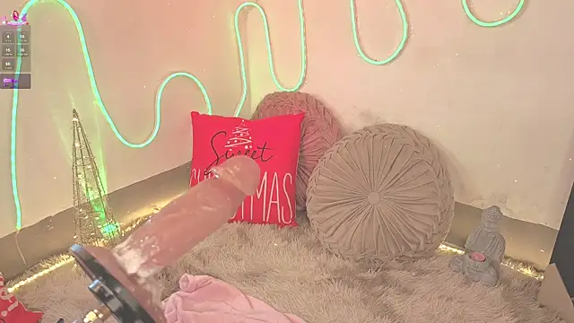 ashlynnlowe_'s cam snapshot