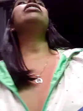 Nathaly_12 live sex cam