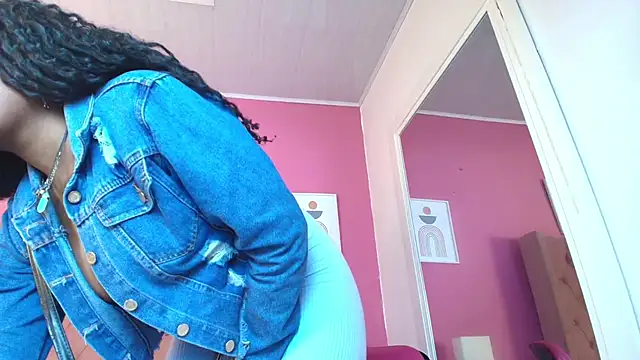 Ebonyfoxy_'s cam snapshot