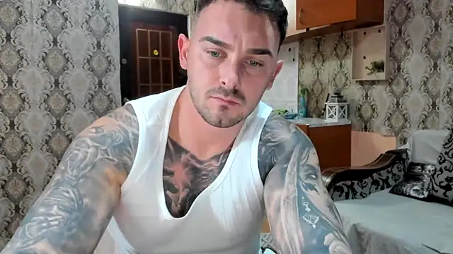 Jonmusclemaster live sex cam