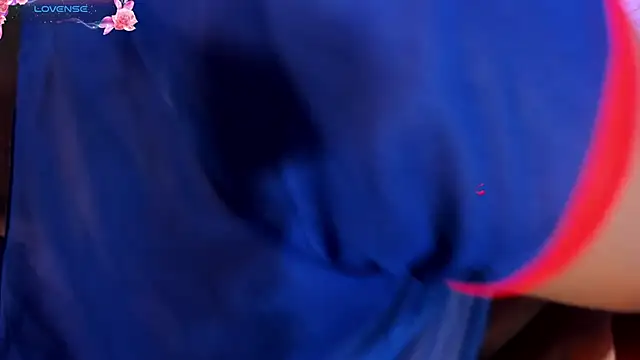 NAOMY_COOPER's cam snapshot