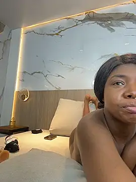 emily_browne's cam snapshot