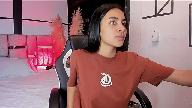 ManuelaEvans_'s cam snapshot