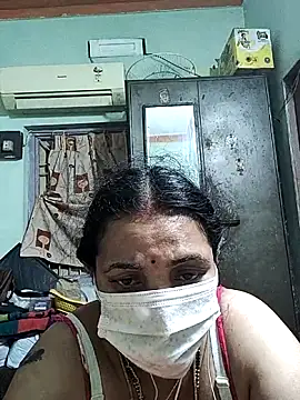 bhavyasri_55's cam snapshot