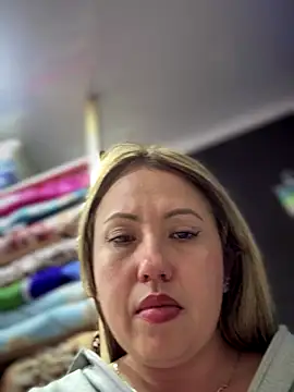 VIOLETA-25_ live sex cam