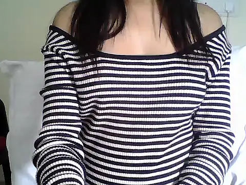 Bold_girl23's cam snapshot