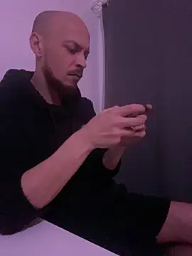 MattMiller28's cam snapshot