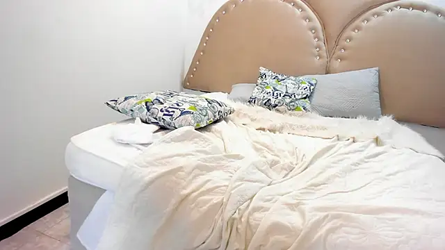 scarlett_venom_'s cam snapshot