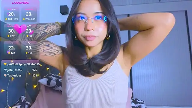 Mia_Tin's cam snapshot