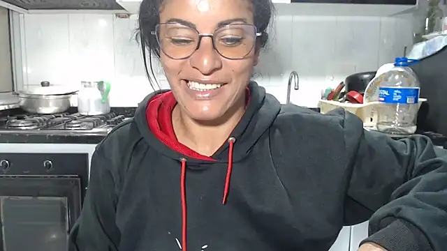 kateleyagrey's cam snapshot