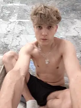 And25bn's cam snapshot