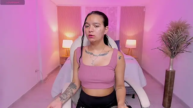 sara_jjones's cam snapshot