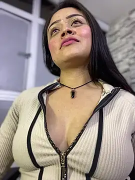 Gabriela-Grace's cam snapshot