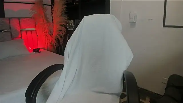 ManuelaEvans_'s cam snapshot