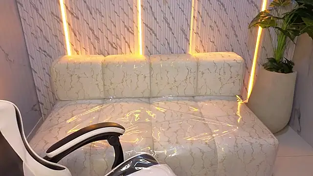 Phoebe_Tx's cam snapshot