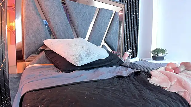 vicky_lopez live sex cam