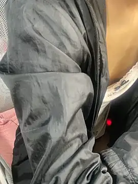 Mina048's cam snapshot