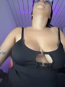 susan_mooree's cam snapshot