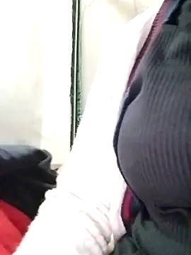 Luckyy03's cam snapshot