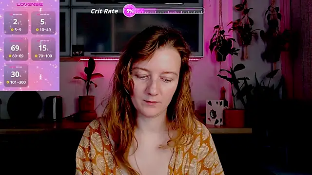 Elly_Helly's cam snapshot