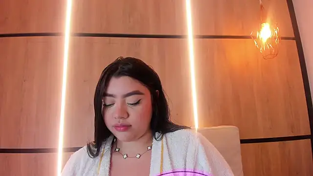 ashlyn_parker's cam snapshot