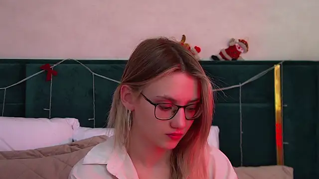 StacyEvances's cam snapshot